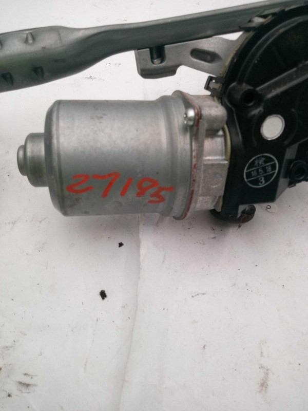 2018 Chevrolet Equinox Wiper Motor OEM 84437374 90K Miles Brown