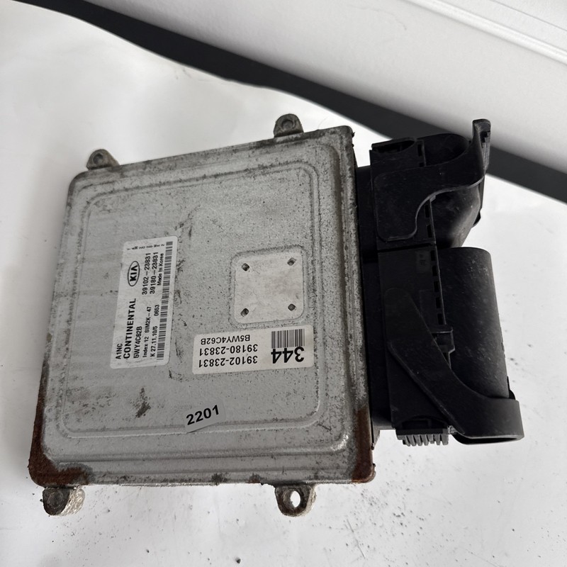 2011 Kia Soul Engine Control 2.0L Unit ECU 3910223831 3918023831 Module ECM