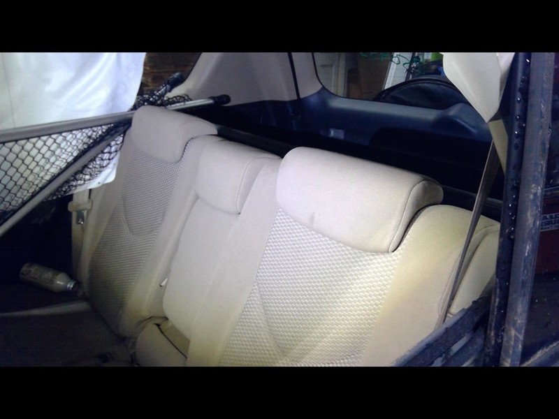 RAV 4 2009-2012 3 Rear Headrests 1693474