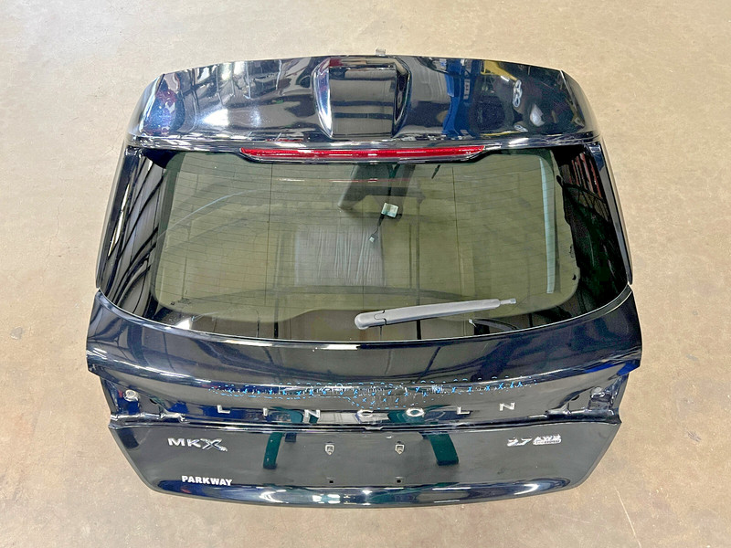 ⭐2016-2018 LINCOLN MKX REAR TRUNK LIFTGATE TAILGATE DECK LID BLACK OEM LOT2610