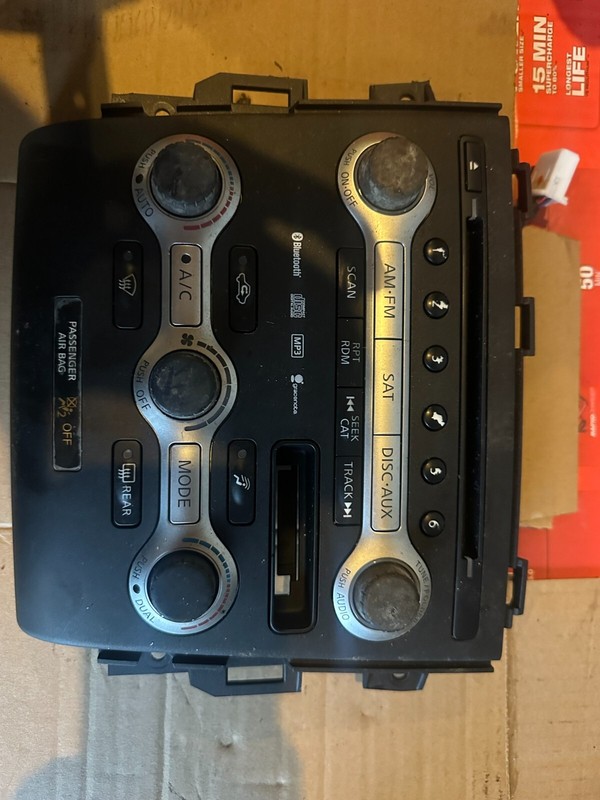09 NISSAN MURANO RADIO STEREO CLIMATE CONTROL CD NAVIGATION CONTROL PANEL