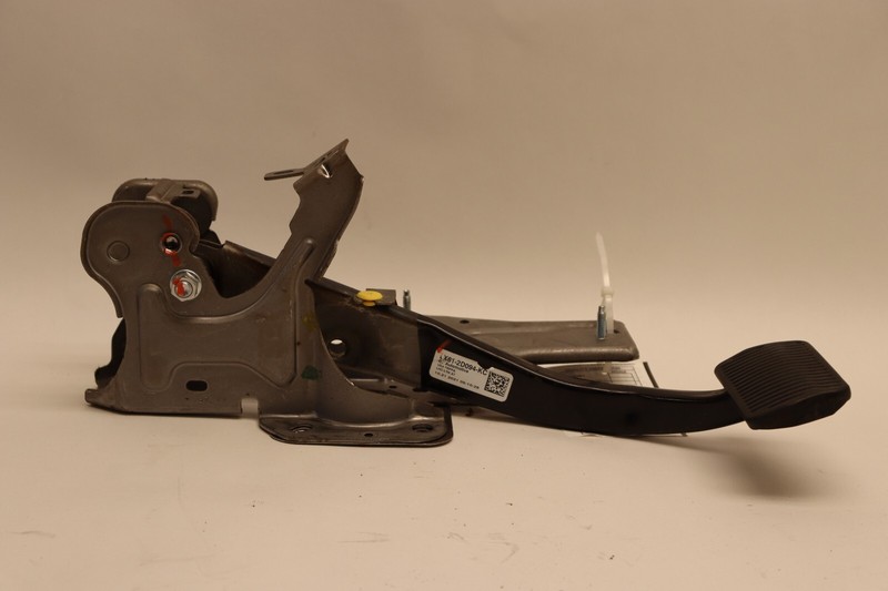 2021-2023 FORD BRONCO SPORT PARK PARKING BRAKE STOP PEDAL OEM