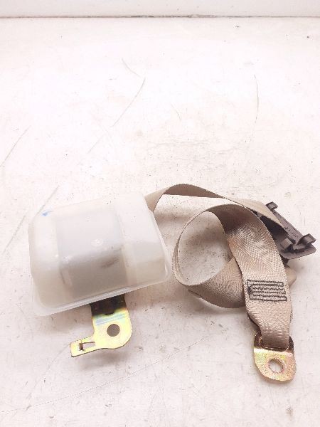 98 99 00 LEXUS LS400 REAR CENTER MOUNTED SEAT BELT ASSEMBLY