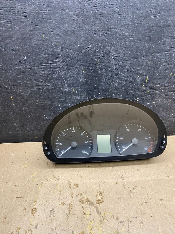 2007 to 2009 Sprinter 2500 3500 Instrument Speedometer Gauge Cluster U5543 DG
