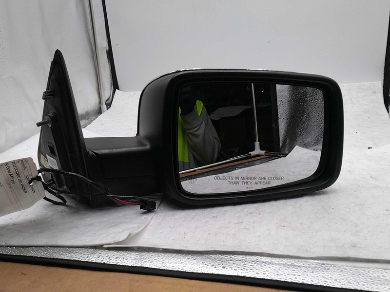 2013 RAM 1500 Pickup Right Door Mirror Assembly White OEM Used 163K Miles