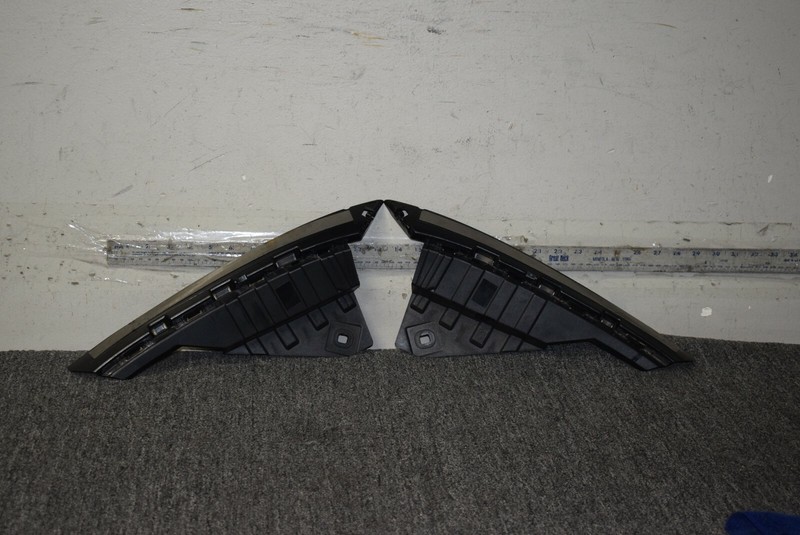 MERCEDES BENZB CLASS LEFT AND RIGHT FRONT BUMPER INNER CHASSIS OEM
