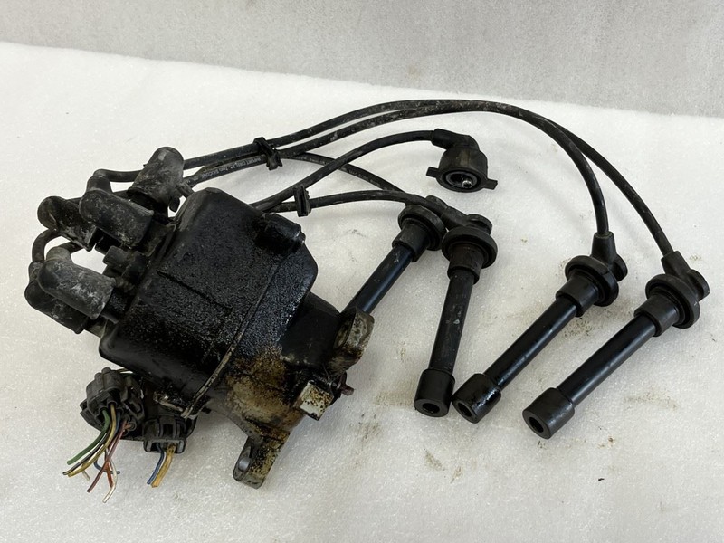 1994 1995 HONDA ACCORD LX DX DISTRIBUTOR WITH SPARK PLUG WIRING
