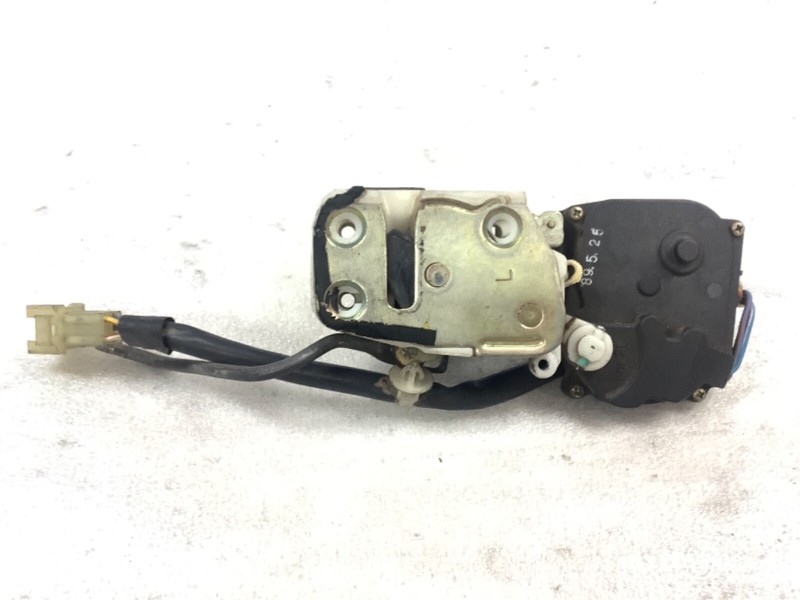 86-89 Accord 4DR LX LXi Left Front Door Latch Pwr Lock Assy Used OEM