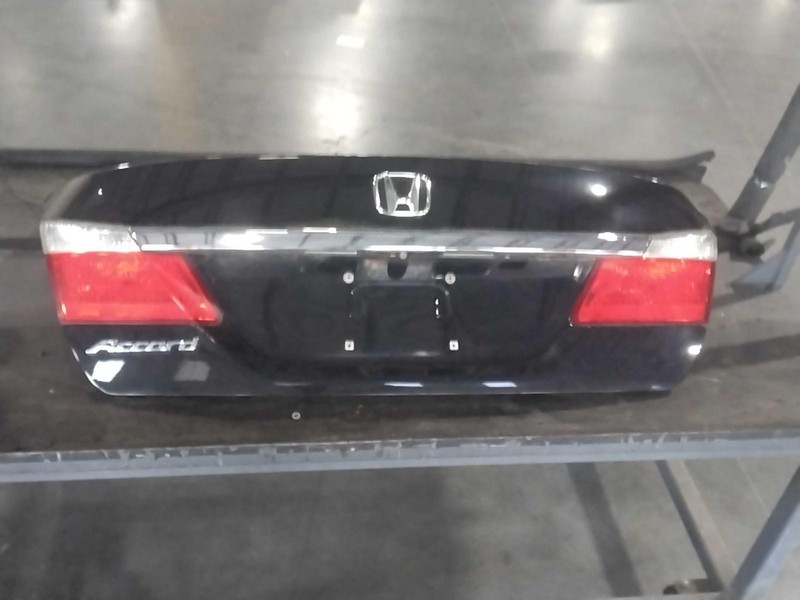 2013 Honda Accord OEM Black Deck Lid Trunk Lid 34150T2AA01 4DR SED BLK BX