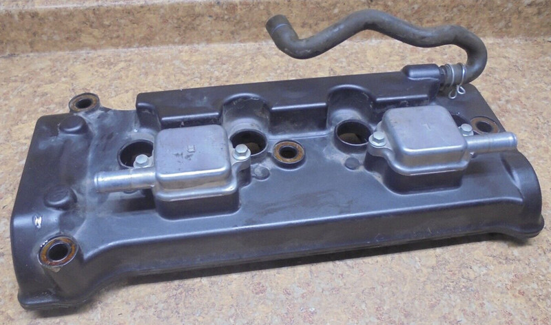 2005 Honda CBR1000RR CBR 1000 RR CBR1000 Engine Cylinder Head Valve Cover Panel