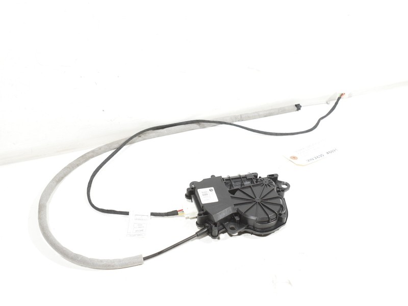 2011-2016 BMW 528i F10 Trunk Electric Power Soft Lock Latch Motor 934404-104 OEM