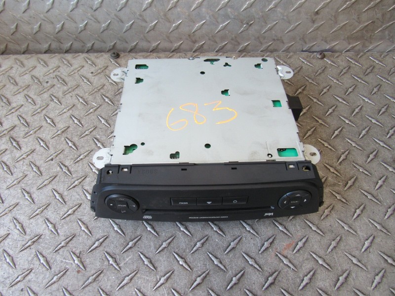 2004 MITSUBISHI ENDEAVOR DVD PLAYER & SCREEN MR 5817961 3.8L