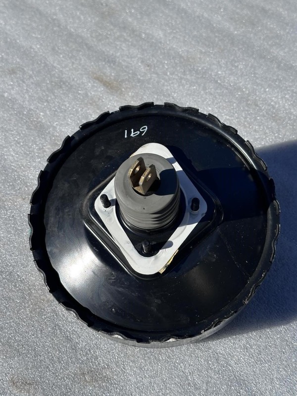 1994-1997 MERCEDES S420 S500 S600 W140 POWER BRAKE BOOSTER 0034305330