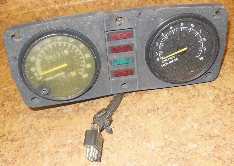 Polaris Indy Wide Track 500 Snowmobile Speedometer Gauges Speedo Dash Cluster