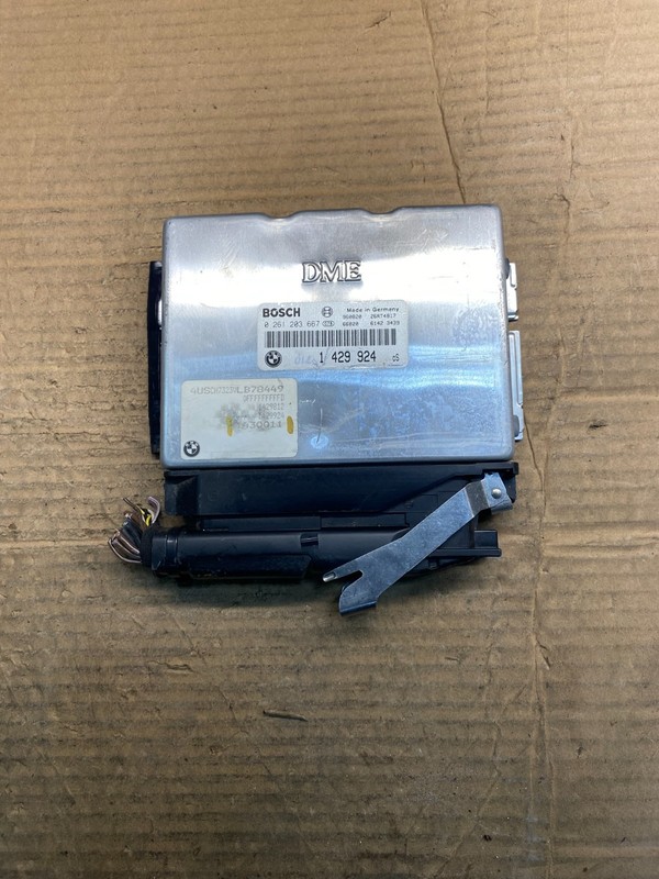 1994-1997 BMW 318i Series ECU ECM Engine Control 1743251 Computer AD7550DG