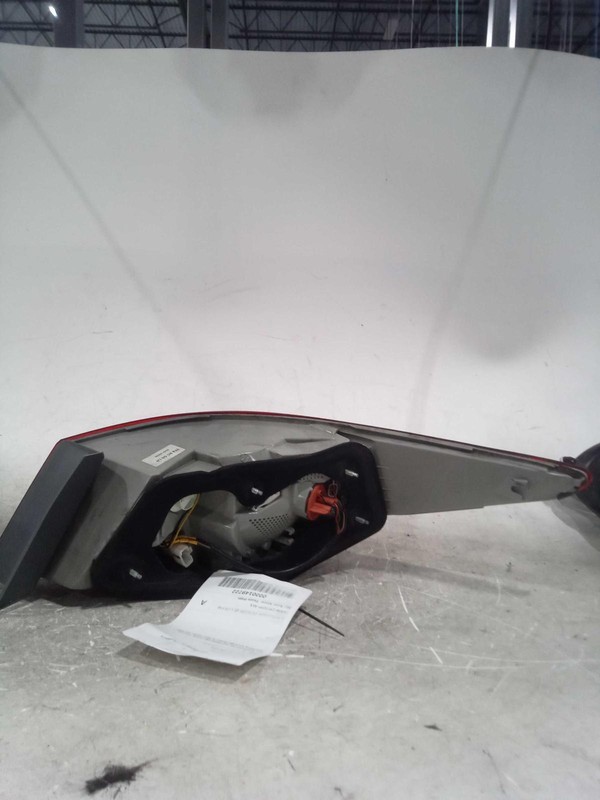 2010 Chevrolet Malibu Front Left Door Red 4DR Used OEM 32547 139K Miles