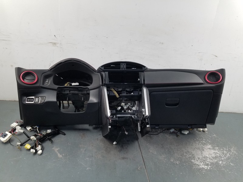 2018 Subaru BRZ 86 Dash Panel / Glovebox - ** #02242 W7
