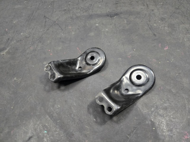 2PC Rear Crossmember Brackets Set 2019 Honda CR-V 50365-TLA-A00 2017 2018 - 2025
