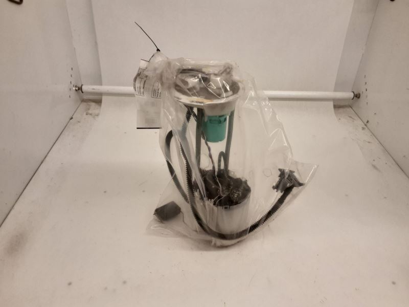 12-17 Chevy EQUINOX Fuel Pump Assembly Tank Mounted 2.4L Primary