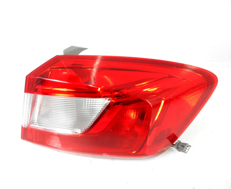 Chevrolet Cruze Quarter Panel Tail Light Pass Right VIN B 4th New Style OEM 2016
