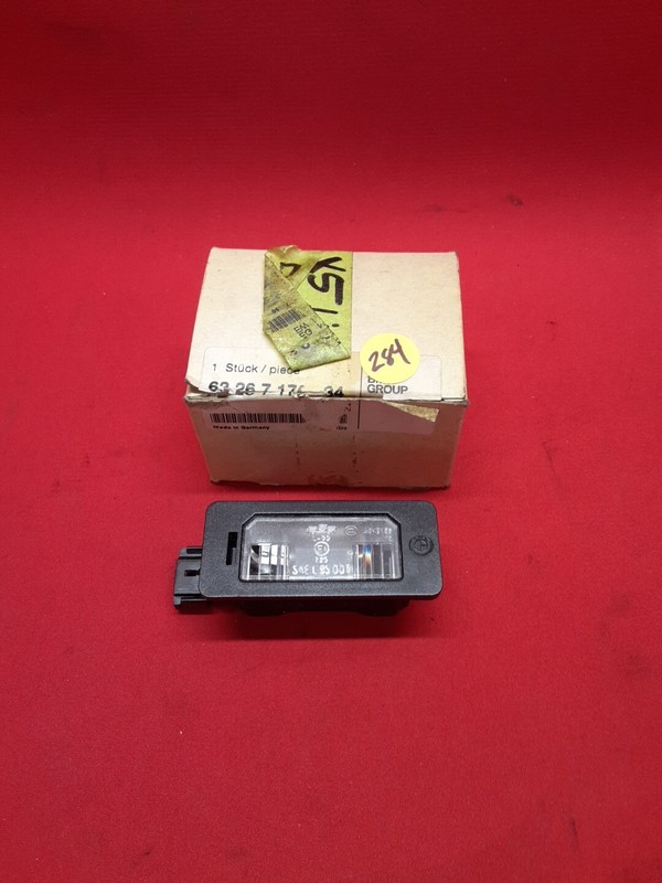 OEM New 2007-2013 BMW X5 Rear License Plate Light Lamp Qty:1 63-26-7-176-934