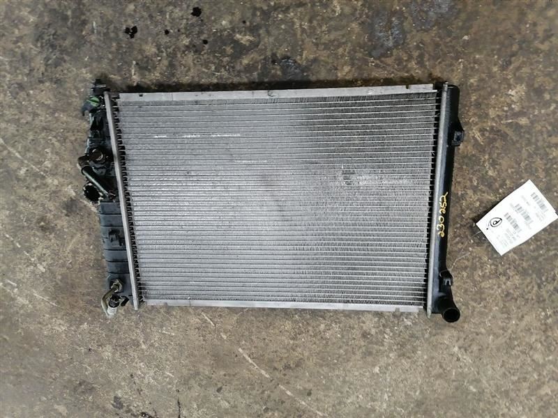 Radiator Fits 98-01 CORVETTE 1147259