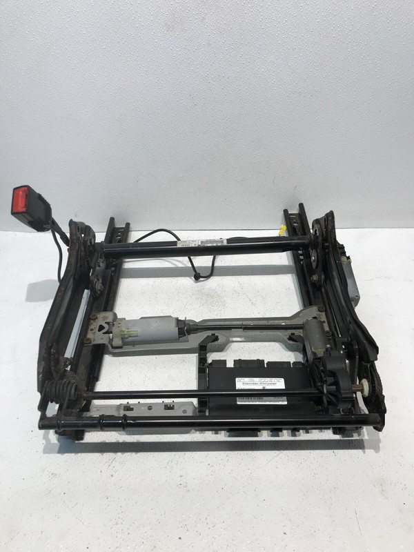 06-09 MERCEDES CLS 500 W219 FRONT LEFT DRIVER SEAT RAIL TRACK FRAME W/ MOTOR