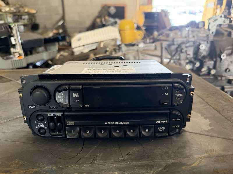 DODGE JEEP CHRYSLER RBQ OEM Radio 6 Disc Changer CD Player Receiver 05091979af