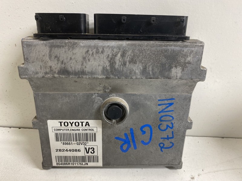 2009-2010 Toyota Matrix 1.8 Auto 89661-02032 Engine Computer Module Ecu Pcu Pcm