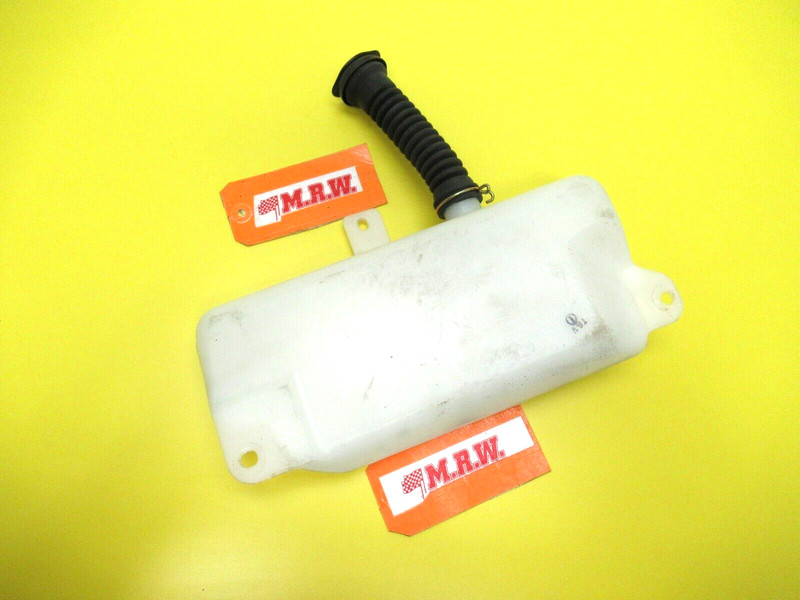 WASHER FLUID BOTTLE REAR BACK HATCH BACK GLASS WINDOW fits 91-99 3000GT STEALTH
