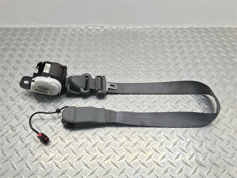 05-07 CHRYSLER TOWN & COUNTRY RIGHT FRONT SEAT BELT RETRACTOR OEM ZJ681D5AD