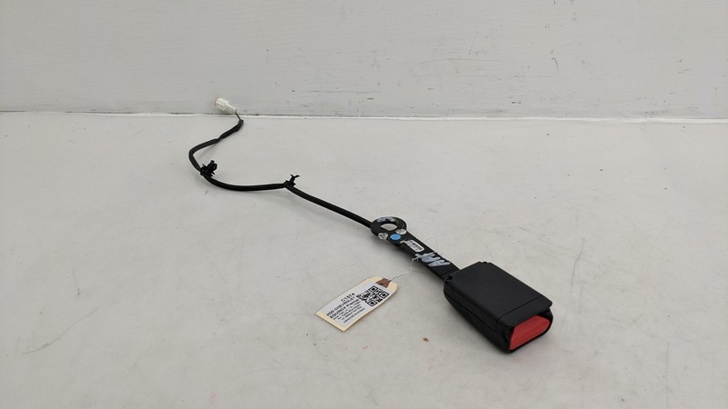 Front Right Seat Belt Buckle 2020 Chevrolet Equinox 19368487 2018 2019 - 2023