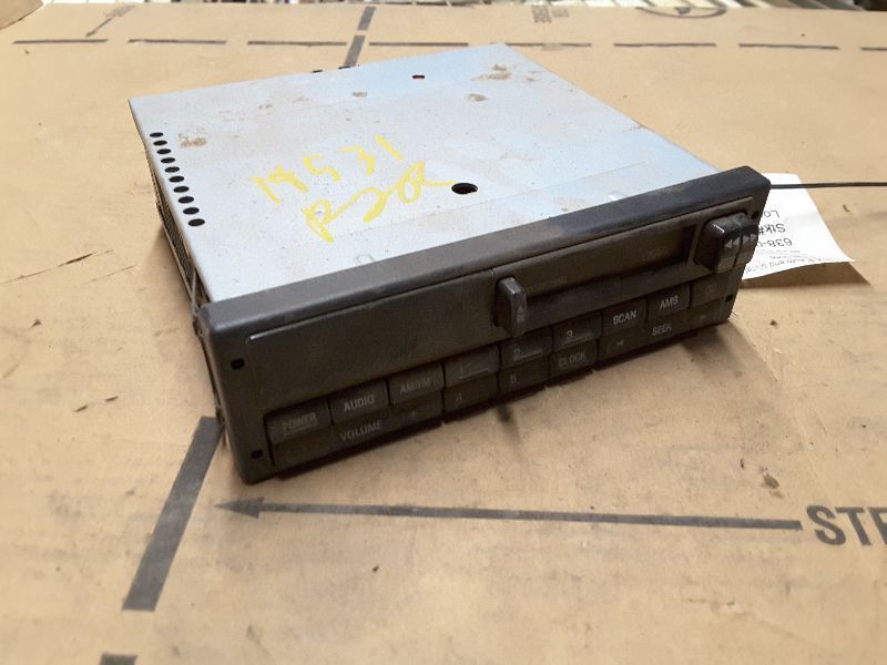 98 99 CONTOUR AUDIO EQUIPMENT AM-FM-CASSETTE W/AUTOMATIC REVERSE FROM 12/09/97