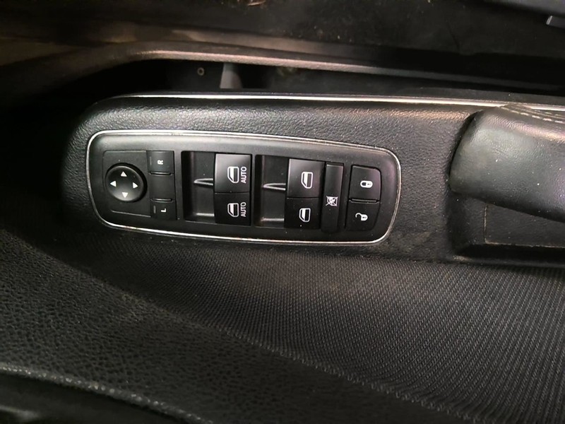 Driver Front Door Switch Driver's Master Fits 17-23 PACIFICA 1732031