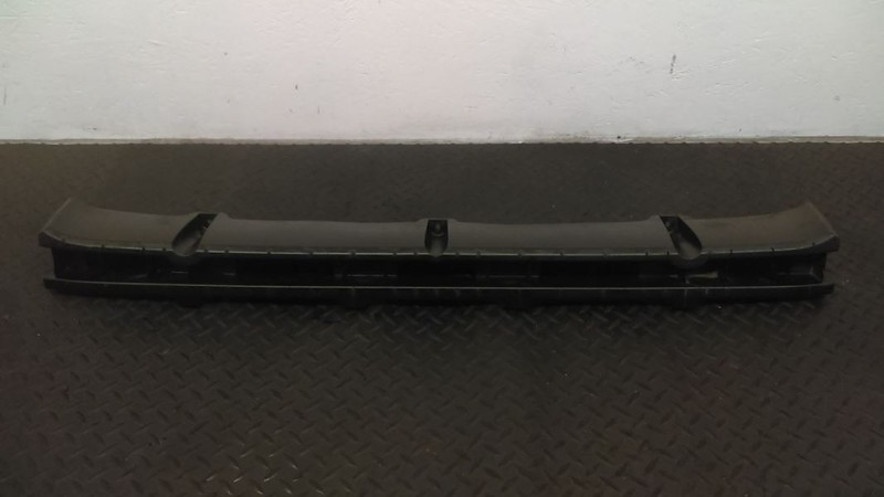 04-05 Ford F150 Front Bumper Upper Bracket Filler OEM 4L34-17E900-AD