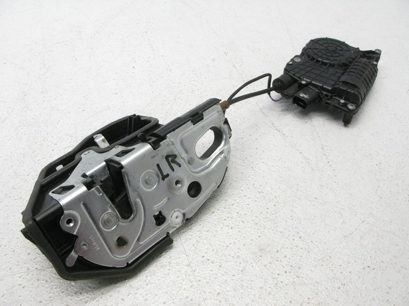 09-15 BMW F01 F02 750Li DOOR LATCH LOCK ACTUATOR SOFT CLOSE REAR LEFT OEM 100923