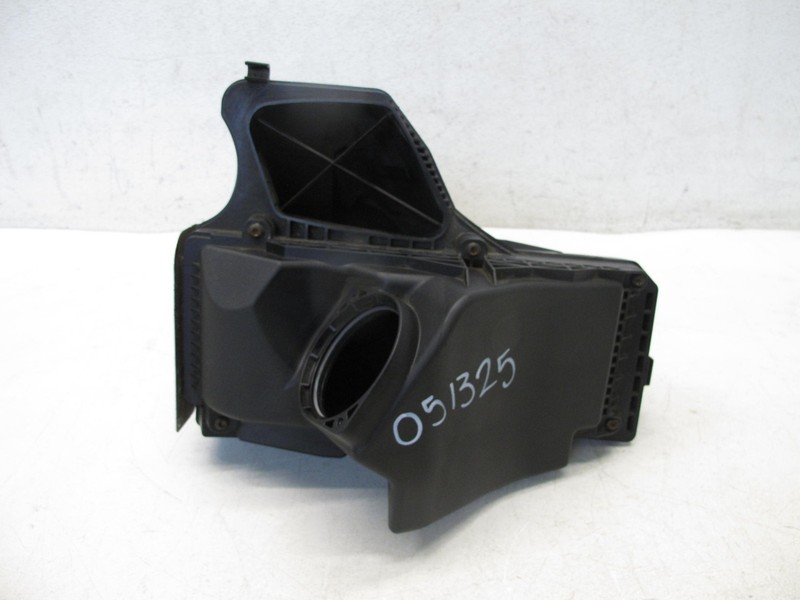 09-17 AUDI 8T A5 B8 A4 Q5 2.0 FSI AIR FILTER BOX CLEANER ASSEMBLY OEM 051325