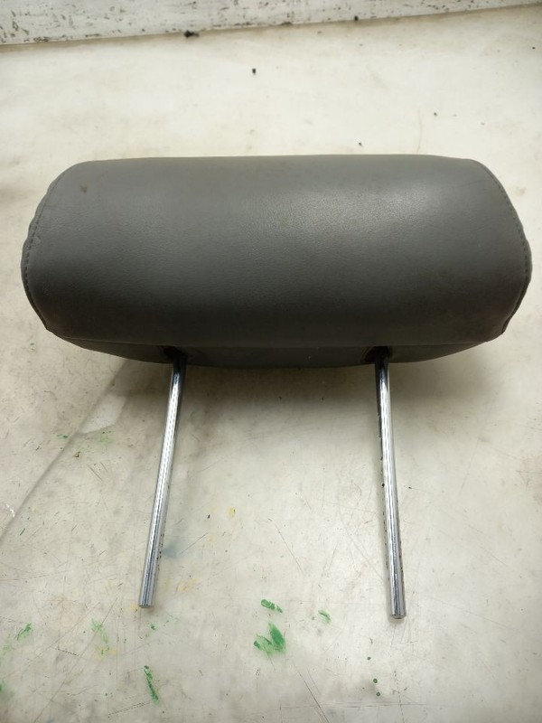 96 TOYOTA LAND CRUISER FRONT HEADREST LEATHER GRY-L610