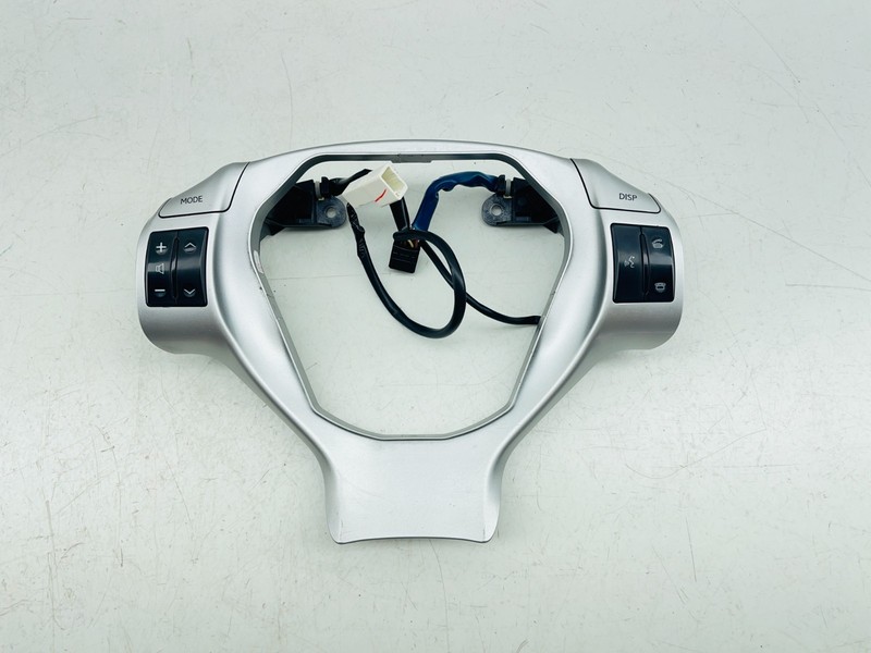 2011-2014 EXUS CT200H STEERING WHEEL PAD SWITCH CONTROL OEM 75E385