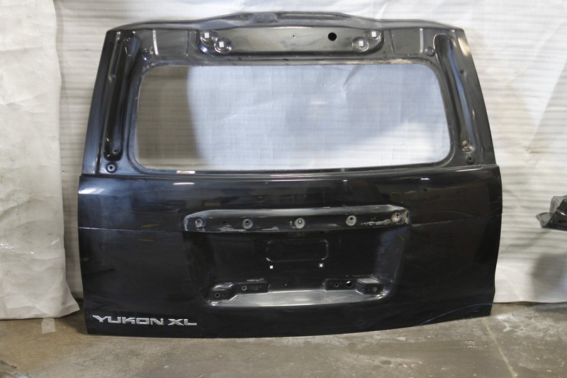2015-2020 Chevrolet Yukon Liftgate Tailgate Oem