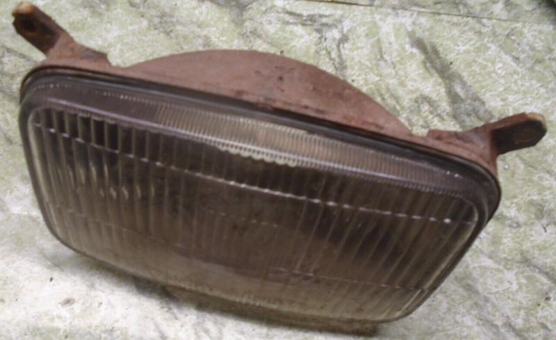 1982 Honda ATC 110 3 Wheeler Front Headlight Lens Head Light 1981 1980 1983 82