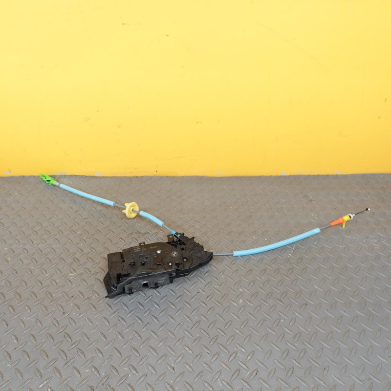 2023-2026 BMW X2 X1 228i U10 U11 F74 FRONT RIGHT SIDE DOOR LOCK ACTUATOR 182838