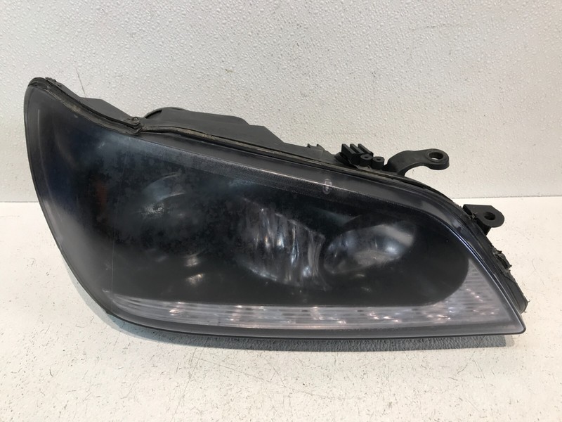 2001-2005 LEXUS IS300 OEM RIGHT PASSENGER SIDE XENON HID HEADLIGHT