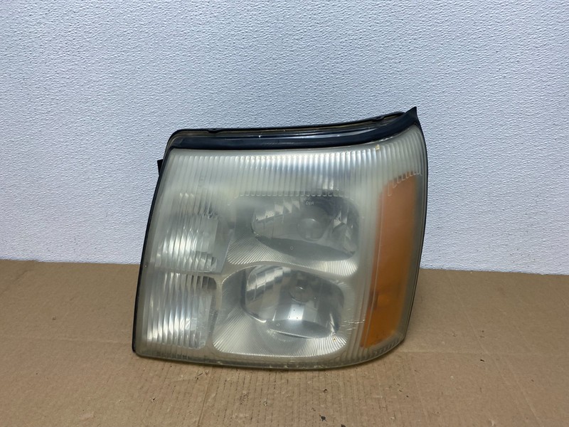 2002 to 2006 Cadillac Escalade Left Driver Lh Xenon HID Headlight Oem AB8136 DW