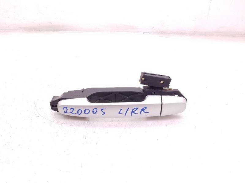 02-06 TOYOTA CAMRY LE DRIVER SIDE REAR (EXTERIOR) DOOR HANDLE