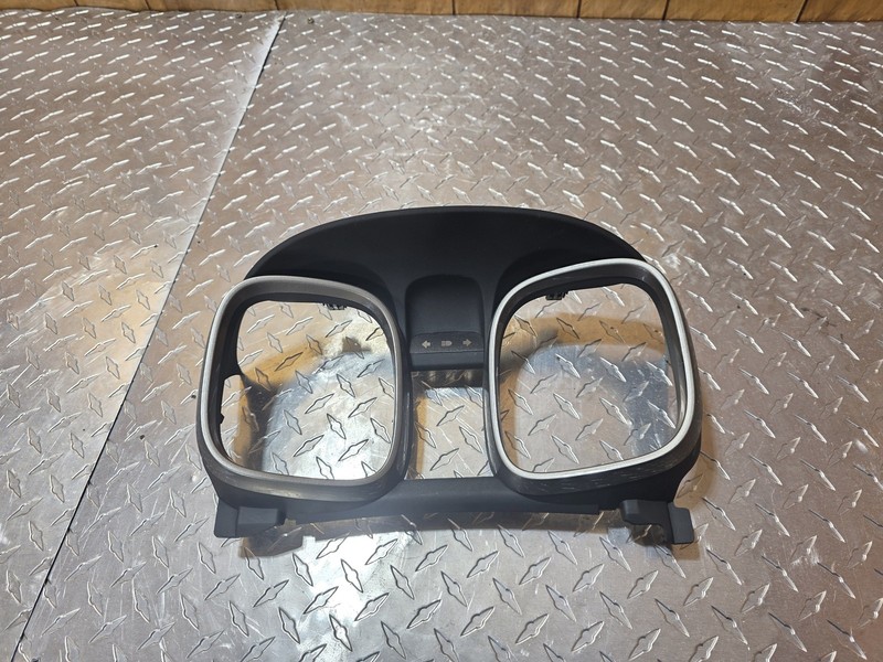 2013-2016 Chevy Malibu Speedometer Cluster Dash Trim Bezel Surround OEM