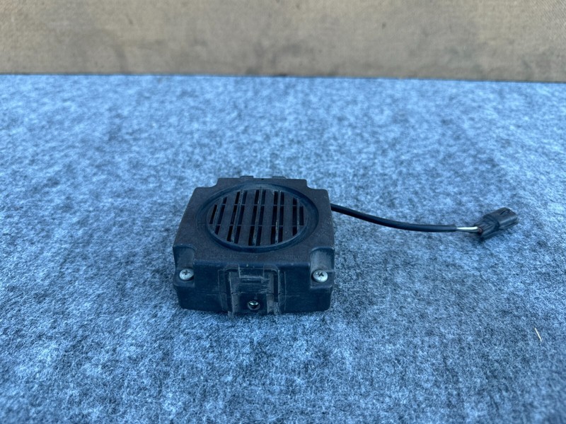 INFINITI Q50 HYBRID 2014-2021 OEM ELECTRIC VEHICLE PEDESTRIAN SPEAKER ASSEMBLY