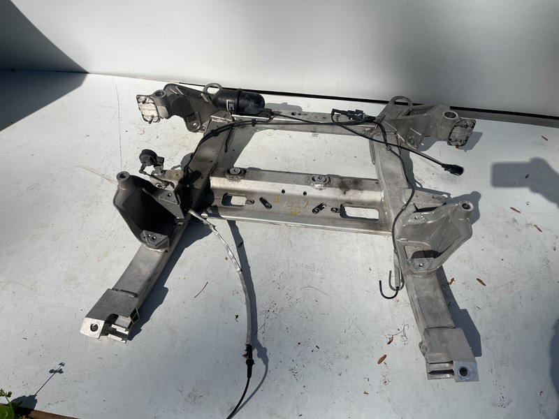 14-18CADILLAC CTS SEDAN 3.6 ENGINE CRADLE SUBFRAME CROSSMEMBER OEM