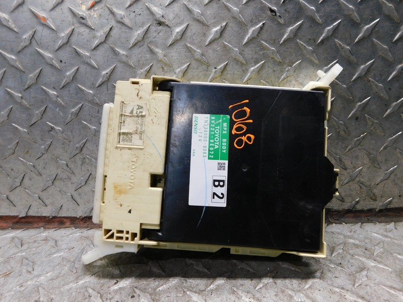 2012 LEXUS RX350 MULTIPLEX NETWORK BODY CONTROL MODULE 89221-0E072
