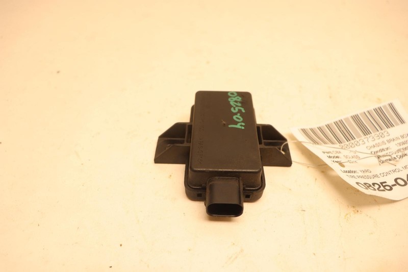 2014-2017 MERCEDES S-CLASS S550 W222 TPMS TIRE PRESSURE SENSOR MODULE OEM